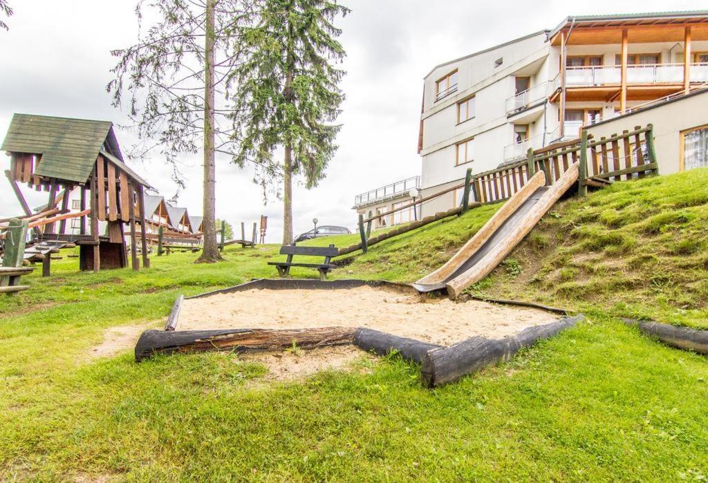 Apartament Zlote Tarasy Apartamentyzakopianskie Basen Sauna Jacuzzi Zakopane Exteriér fotografie